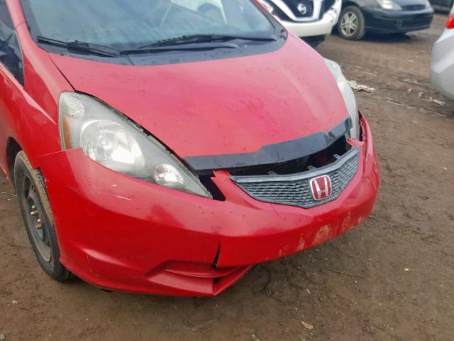 JHMGE8H25AC038147 - 2010 HONDA FIT RED photo 9