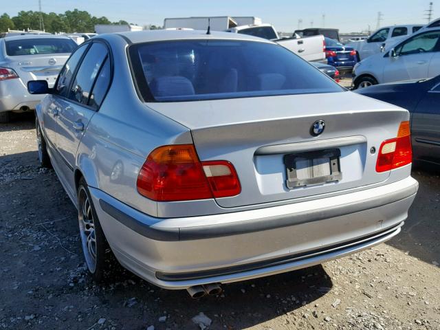 WBAAM3331XCD55882 - 1999 BMW 323I SILVER photo 3