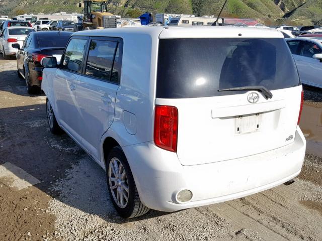 JTLZE4FE2A1111605 - 2010 TOYOTA SCION XB WHITE photo 3