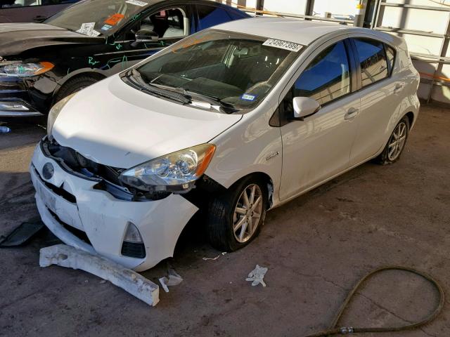 JTDKDTB33C1526269 - 2012 TOYOTA PRIUS C WHITE photo 2