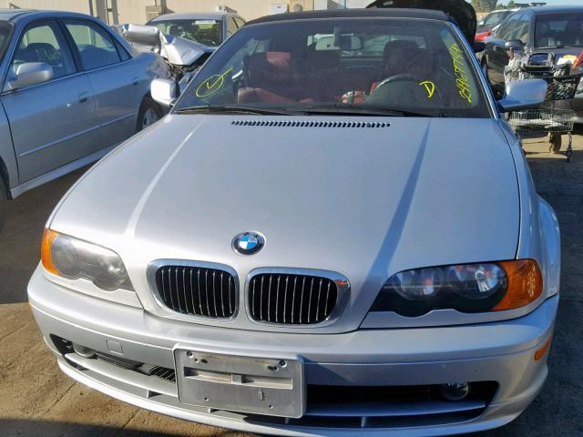 WBABR3342YEB39351 - 2000 BMW 323 CI SILVER photo 9