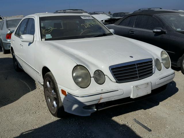 WDBJF65J9YB149335 - 2000 MERCEDES-BENZ E 320 WHITE photo 1