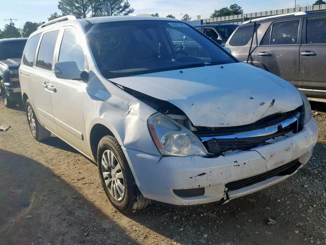 KNDMG4C76B6365456 - 2011 KIA SEDONA LX WHITE photo 1