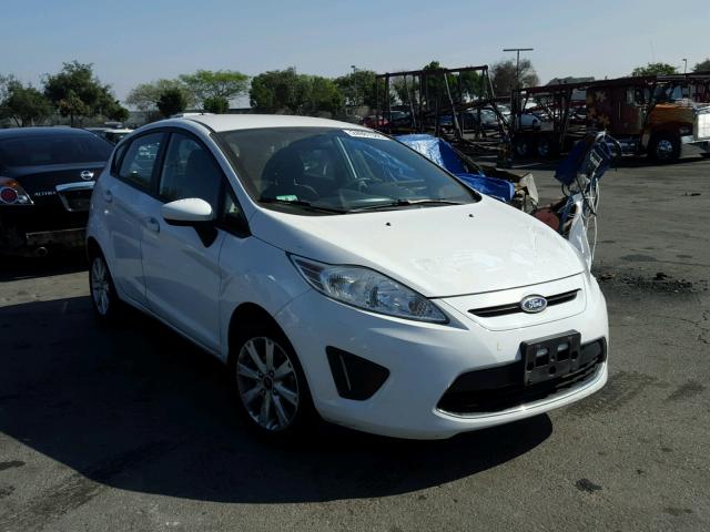 3FADP4EJ1CM217814 - 2012 FORD FIESTA SE WHITE photo 1