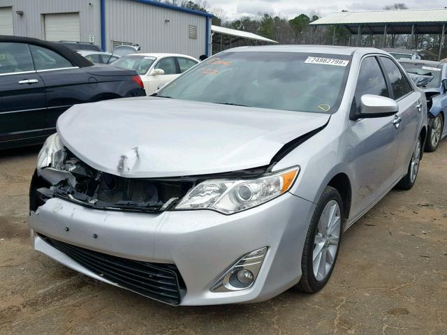 4T4BF1FK2DR315453 - 2013 TOYOTA CAMRY L SILVER photo 2