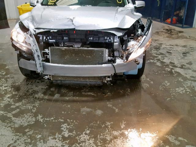 1G11C5SL7FF116598 - 2015 CHEVROLET MALIBU 1LT ვერცხლისფერი ფოტო 9