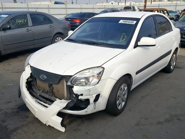 KNADE223596583937 - 2009 KIA RIO BASE WHITE photo 2