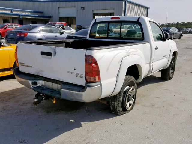 5TENX62N96Z181279 - 2006 TOYOTA TACOMA PRE WHITE photo 4