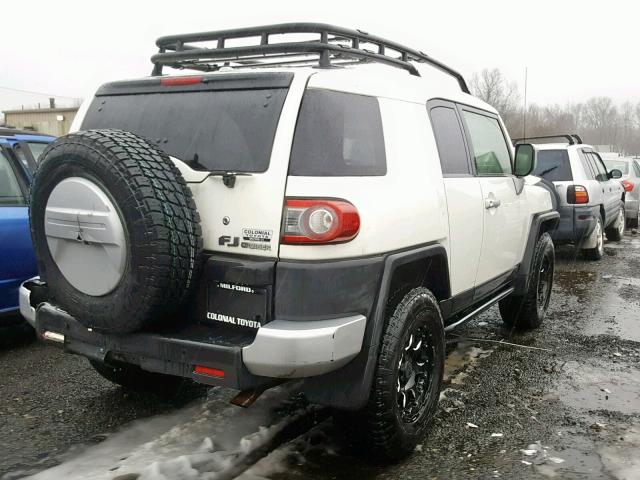 JTEBU4BF2CK146409 - 2012 TOYOTA FJ CRUISER WHITE photo 4