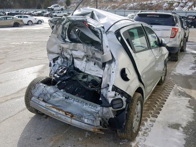 1G1JB6SH0C4100559 - 2012 CHEVROLET SONIC LS 银色 照片 4