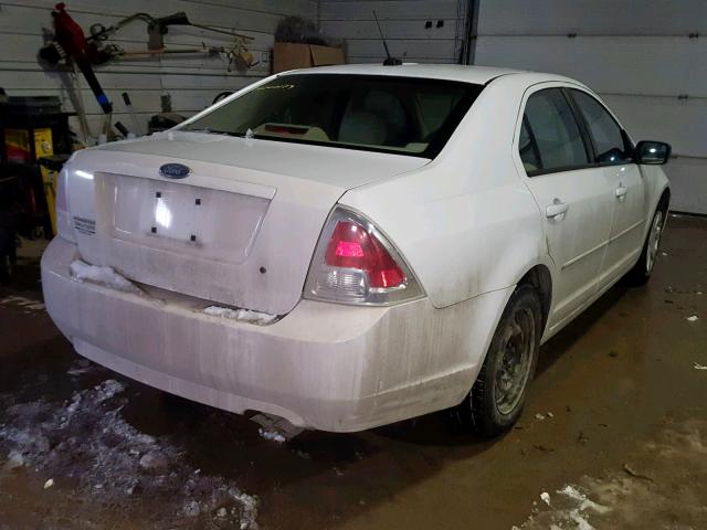 3FAHP06Z77R224306 - 2007 FORD FUSION S WHITE photo 4