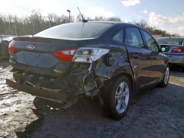 1FADP3F29EL386730 - 2014 FORD FOCUS SE BLACK photo 4