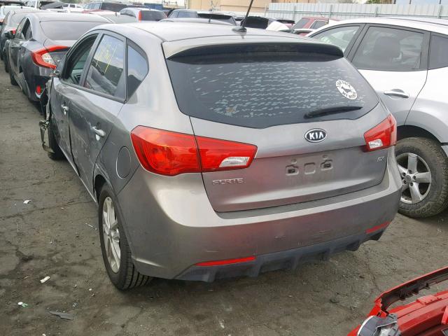 KNAFU5A23B5402173 - 2011 KIA FORTE EX GRAY photo 3