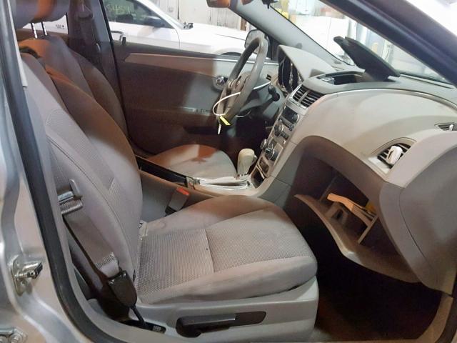 1G1ZC5E00CF181468 - 2012 CHEVROLET MALIBU 1LT 银色 照片 5