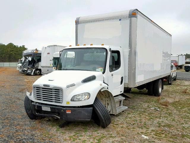 1FVACWDC37HX17351 - 2007 FREIGHTLINER M2 106 MED WHITE photo 2