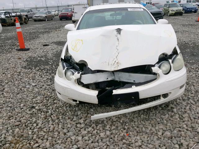 2G4WD582961216570 - 2006 BUICK LACROSSE C WHITE photo 9