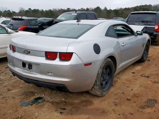 2G1FA1ED7B9141772 - 2011 CHEVROLET CAMARO LS SILVER photo 4