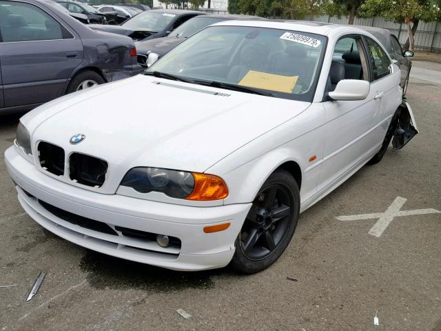 WBABN73453PJ16093 - 2003 BMW 325 CI WHITE photo 2