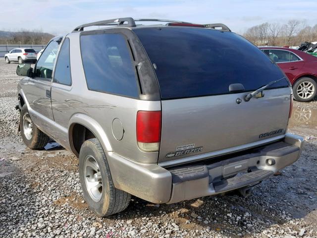 1GNCS18W51K261224 - 2001 CHEVROLET BLAZER GOLD photo 3