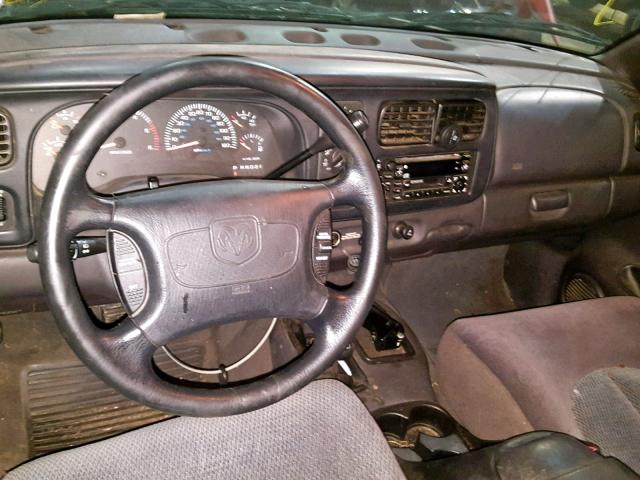 1B7GG22Y3XS169744 - 1999 DODGE DAKOTA RED photo 9