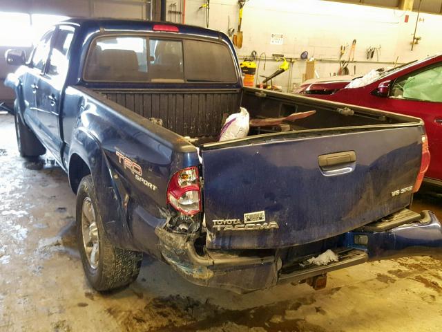 5TEMU52N97Z369221 - 2007 TOYOTA TACOMA DOU BLUE photo 3