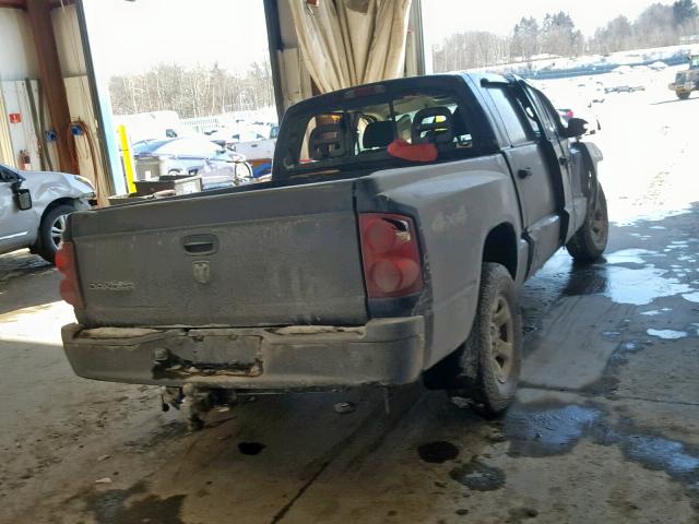 1D7HW28K45S158443 - 2005 DODGE DAKOTA QUA BLUE photo 4