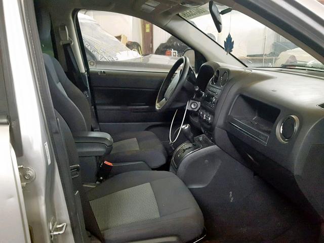 1J4NT4FB7AD628705 - 2010 JEEP COMPASS SP ვერცხლისფერი ფოტო 5