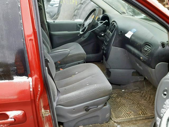 1D4GP45R66B534712 - 2006 DODGE CARAVAN SX RED photo 5