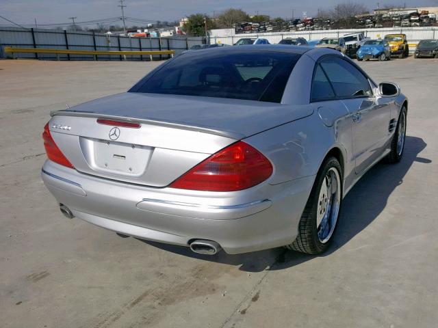 WDBSK75F63F043864 - 2003 MERCEDES-BENZ SL 500R SILVER photo 4