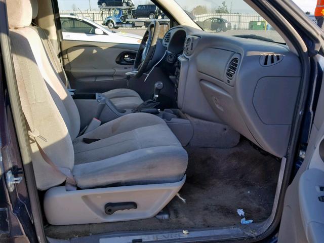 1GNDT13S172251711 - 2007 CHEVROLET TRAILBLAZE BLUE photo 5