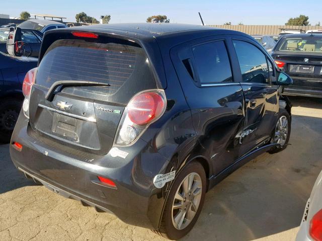 KL8CL6S07EC407896 - 2014 CHEVROLET SPARK EV 2 BLACK photo 4