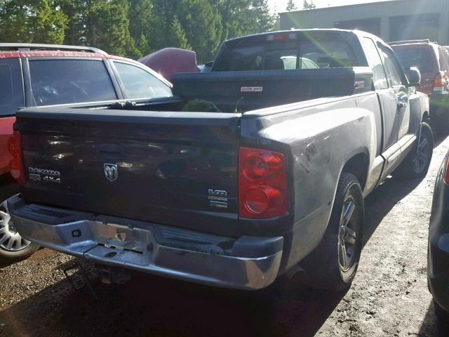 1D3HW52NX8S545654 - 2008 DODGE DAKOTA LAR BLACK photo 4