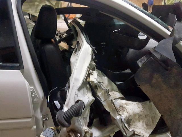 2G2WP582481177518 - 2008 PONTIAC GRAND PRIX WHITE photo 5