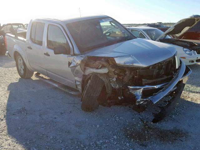 1N6AD07U95C447284 - 2005 NISSAN FRONTIER C GRAY photo 1