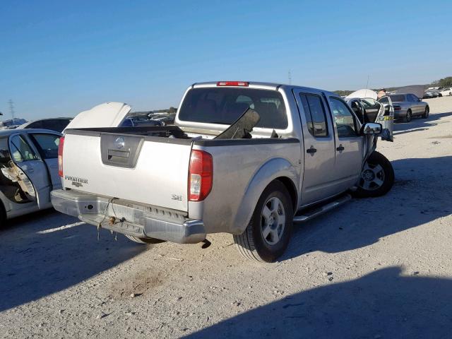 1N6AD07U95C447284 - 2005 NISSAN FRONTIER C GRAY photo 4