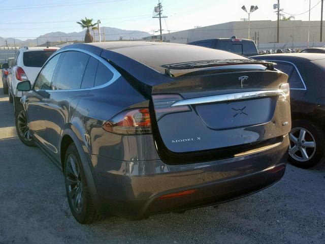 5YJXCAE28JF132674 - 2018 TESLA MODEL X BLUE photo 3