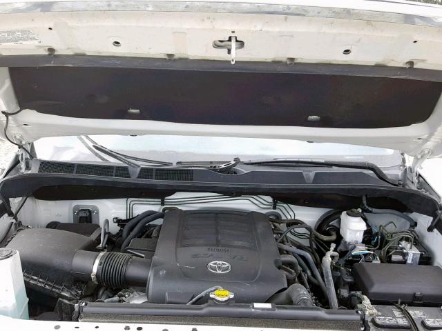 5TFRW5F16GX201843 - 2016 TOYOTA TUNDRA DOU WHITE photo 7