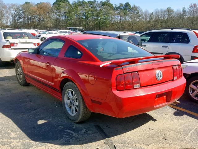 1ZVFT80N375254081 - 2007 FORD MUSTANG RED photo 3