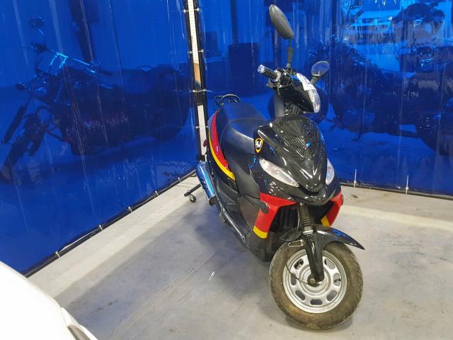 LL0TCAPH1JY783487 - 2018 OTHER MOPED TWO TONE photo 1