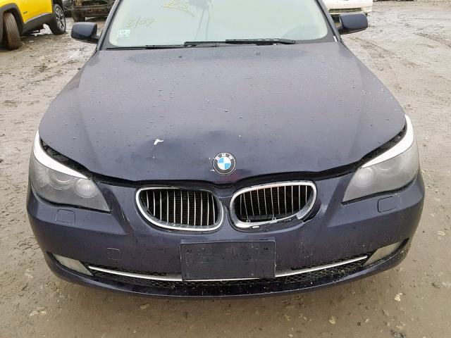 WBANV13548CZ58442 - 2008 BMW 528 XI BLUE photo 7