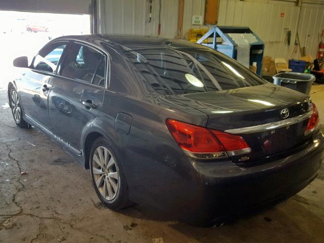 4T1BK3DB6CU455198 - 2012 TOYOTA AVALON BAS GRAY photo 3