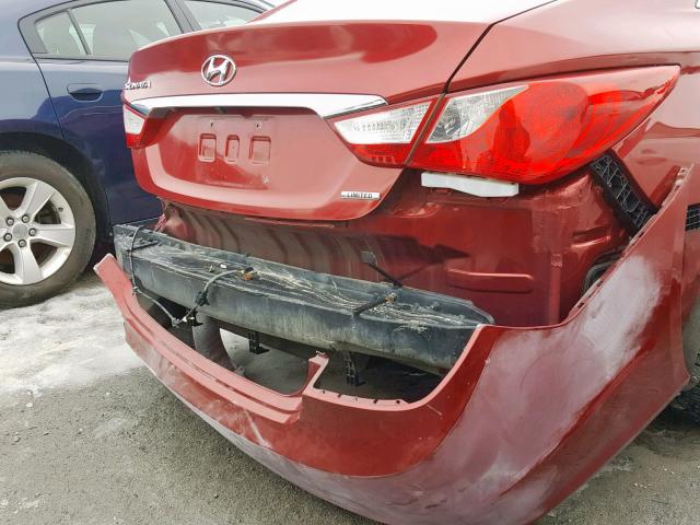 5NPEC4AC6DH504185 - 2013 HYUNDAI SONATA SE RED photo 9