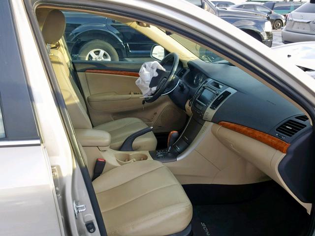 5NPEU46FX9H521854 - 2009 HYUNDAI SONATA SE BEIGE photo 5