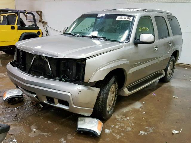 1GYEK63N22R115038 - 2002 CADILLAC ESCALADE L GRAY photo 2