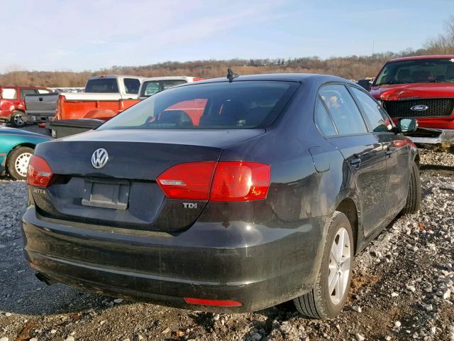 3VWLL7AJ4CM331246 - 2012 VOLKSWAGEN JETTA TDI BLACK photo 4