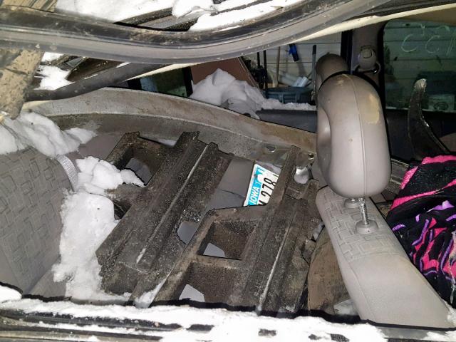 1G8AG52F85Z180887 - 2005 SATURN ION LEVEL SILVER photo 6