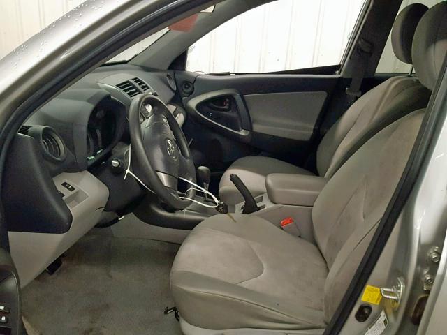 2T3BK4DV5BW057499 - 2011 TOYOTA RAV4 SILVER photo 5