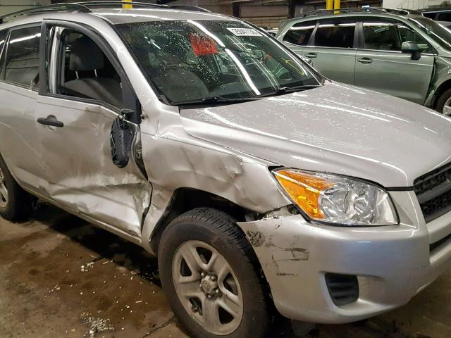 2T3BK4DV5BW057499 - 2011 TOYOTA RAV4 SILVER photo 9