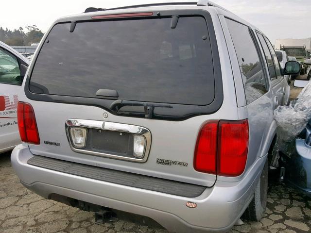 5LMEU27A9YLJ30494 - 2000 LINCOLN NAVIGATOR GRAY photo 4