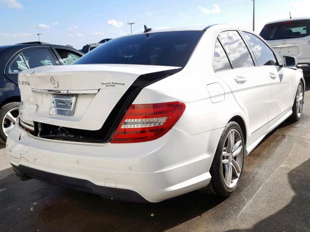 WDDGF4HB8DA753954 - 2013 MERCEDES-BENZ C 250 WHITE photo 4